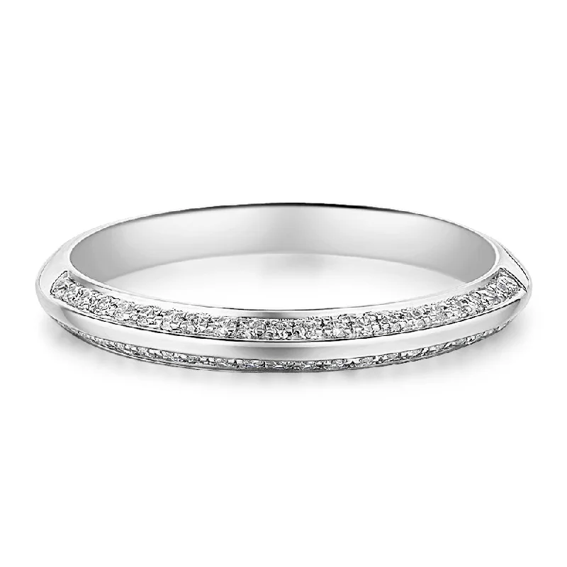 Wedding or eternity band in 14 carat white gold